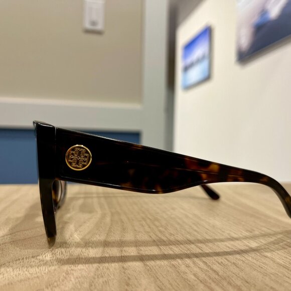 Tory Burch Sunglasses - Picture 3 of 7